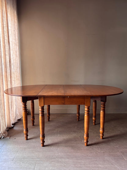 Maple drop leaf gate leg dining table with leaves