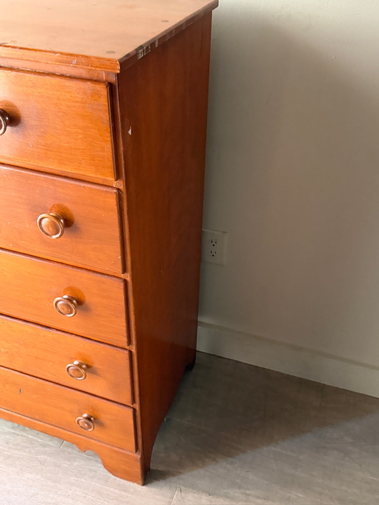 Ethan Allen maple dresser