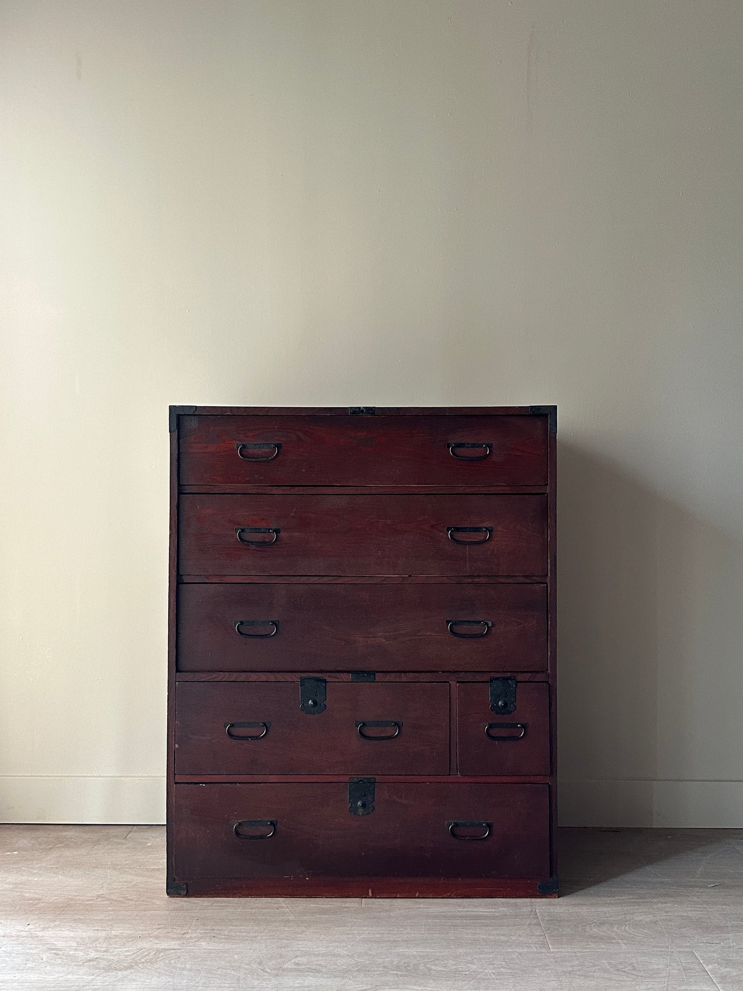 Elmwood Tansu Chest