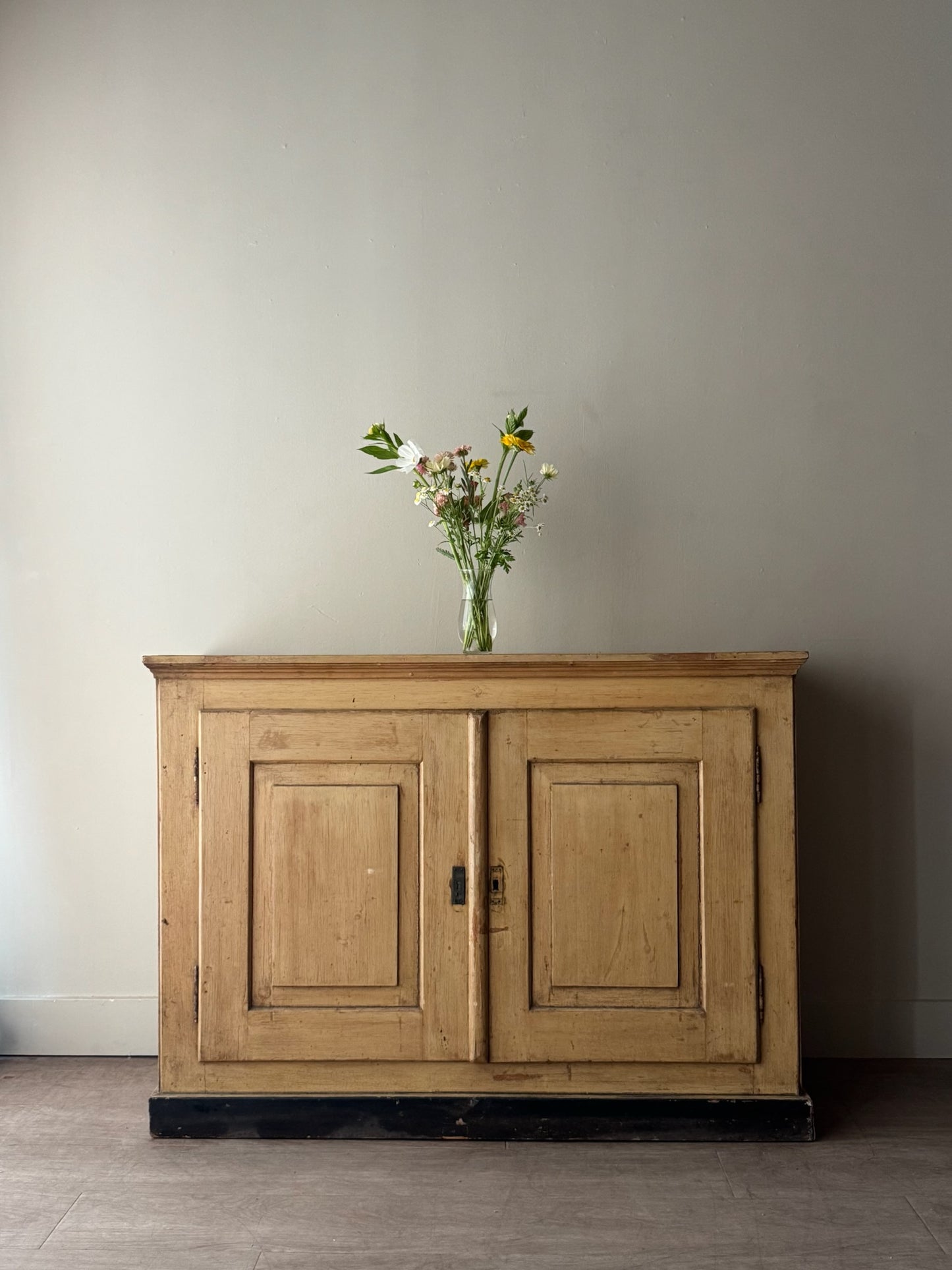 Gustavian painted pine cupboard