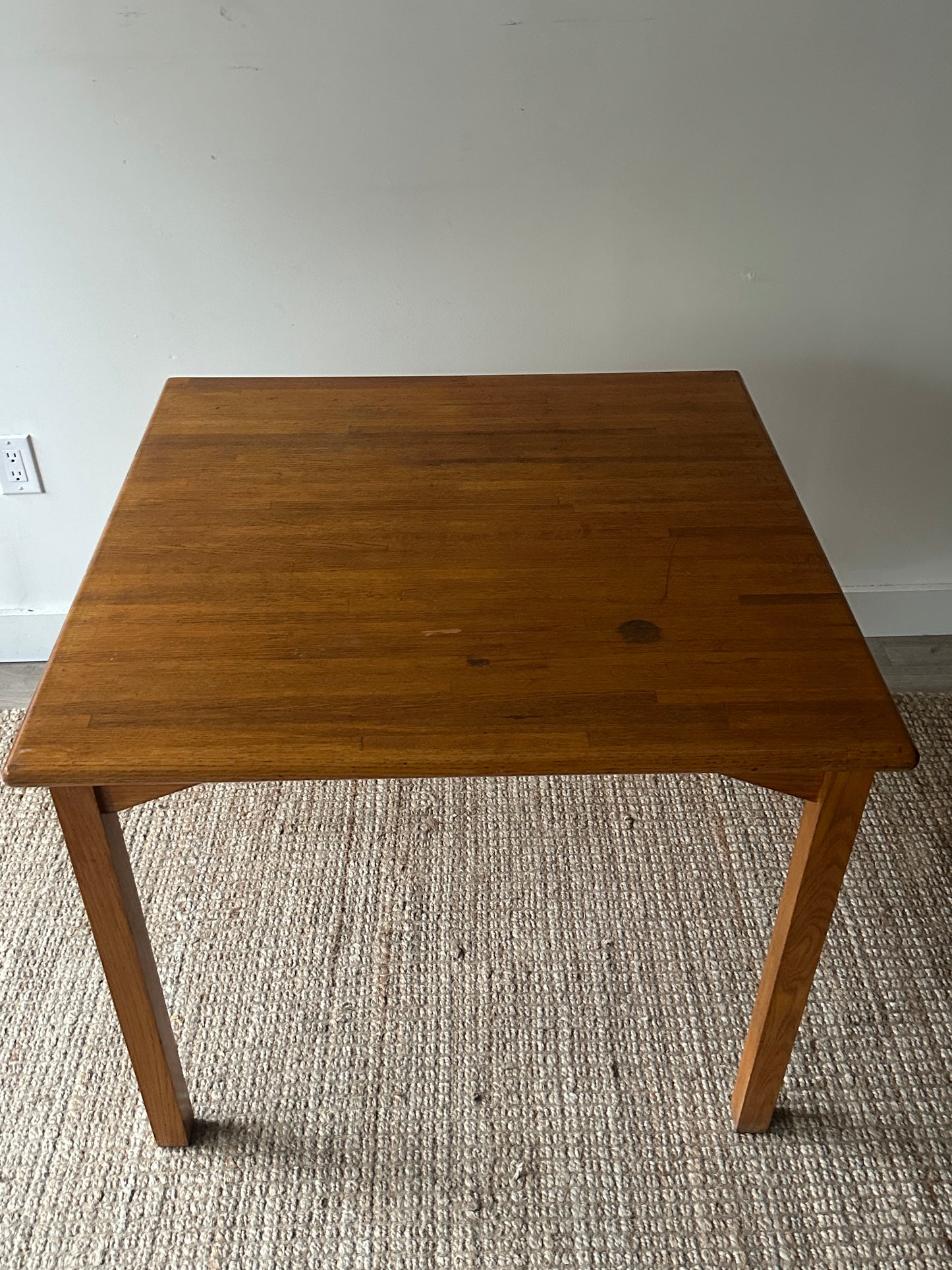 Oak dining table