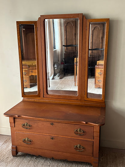 Oak Vanity with tri-fold mirror