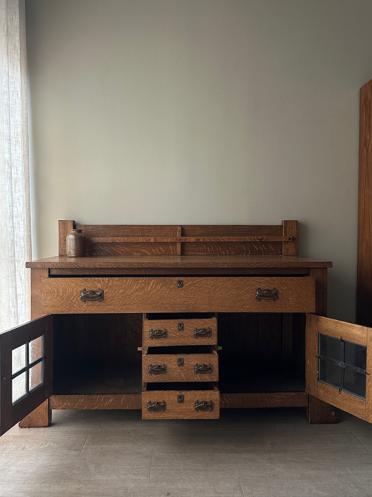Arts & Crafts Mission Oak Sideboard
