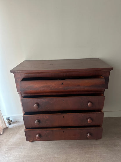 Mahogany federal dresser