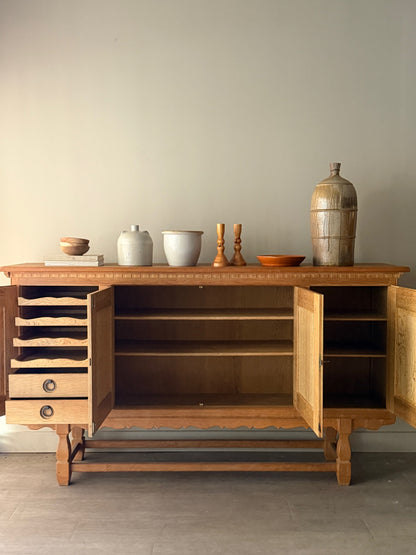 Henning Kjaernulf oak sideboard