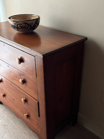 Pine dresser