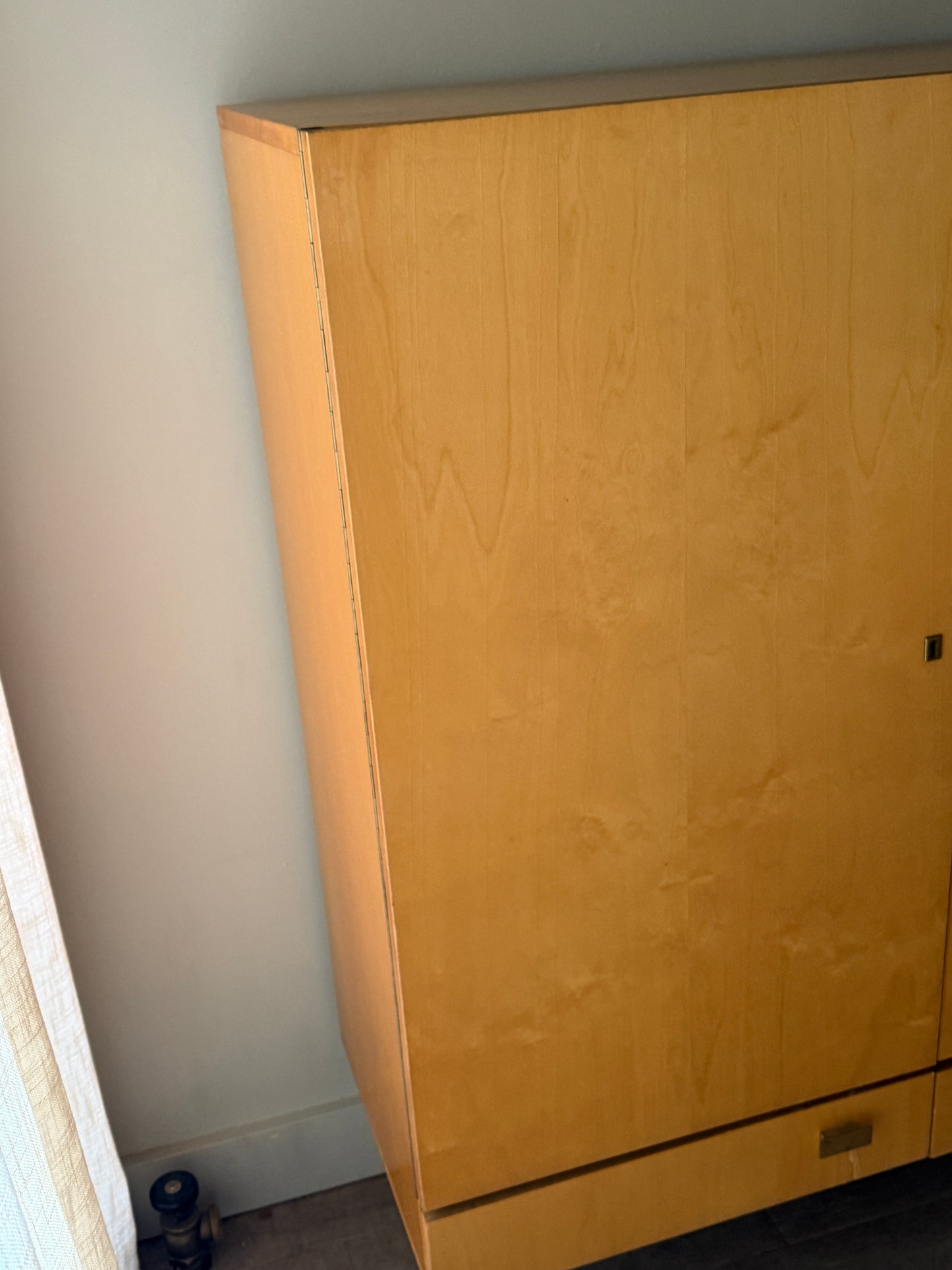Maple cupboard