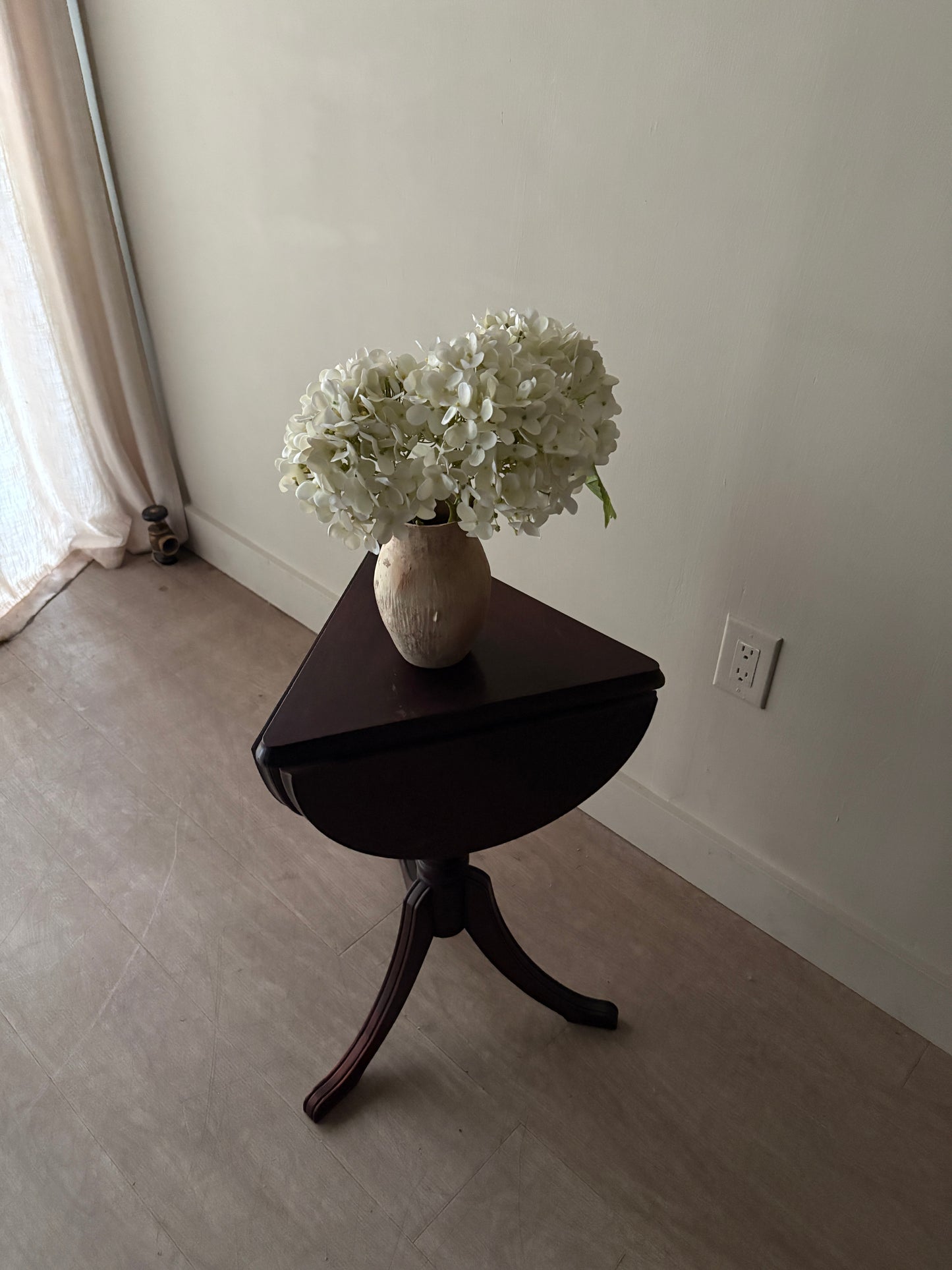 Mahogany handkerchief parlor table