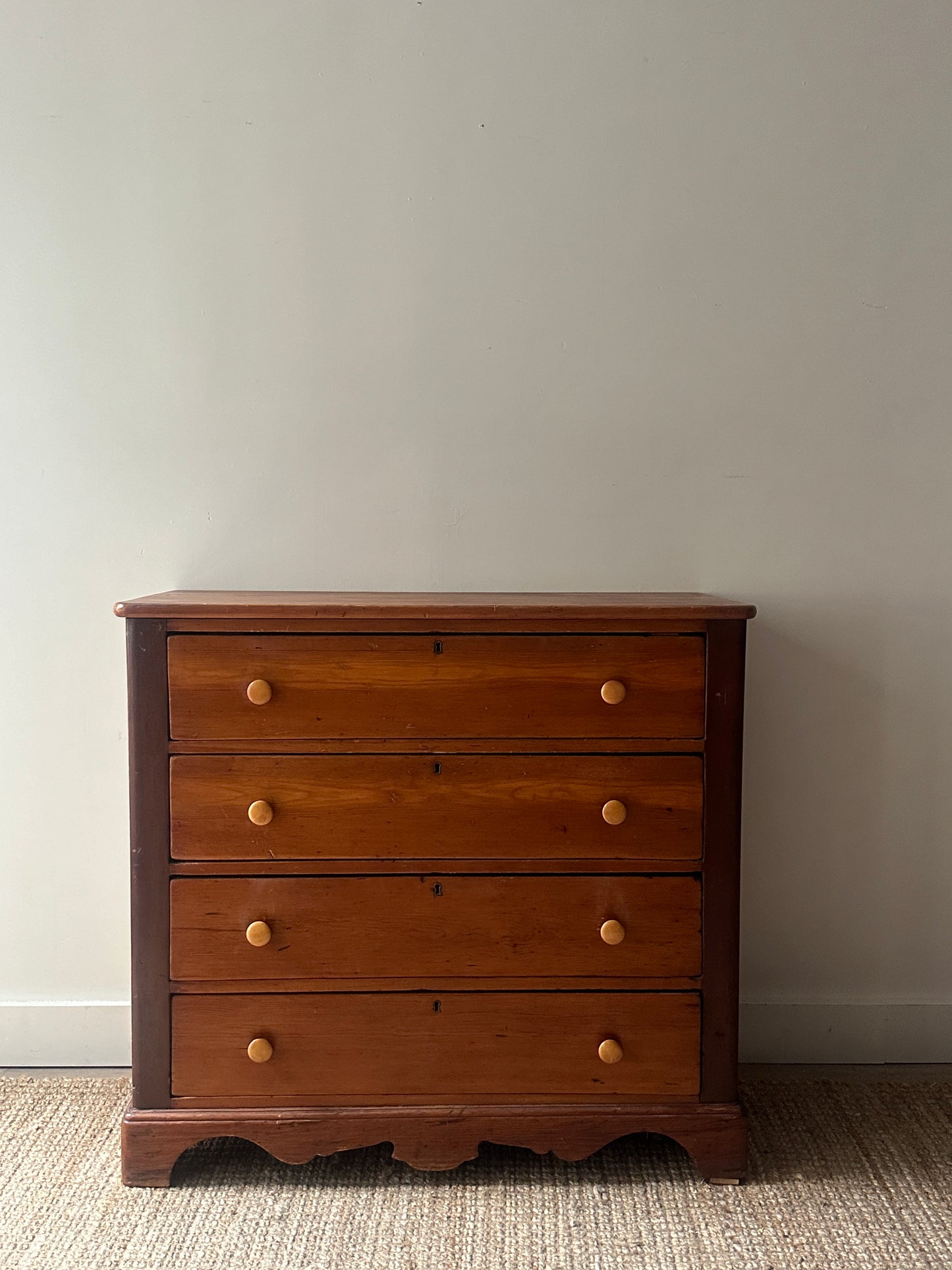 Antique pine chest of drawers