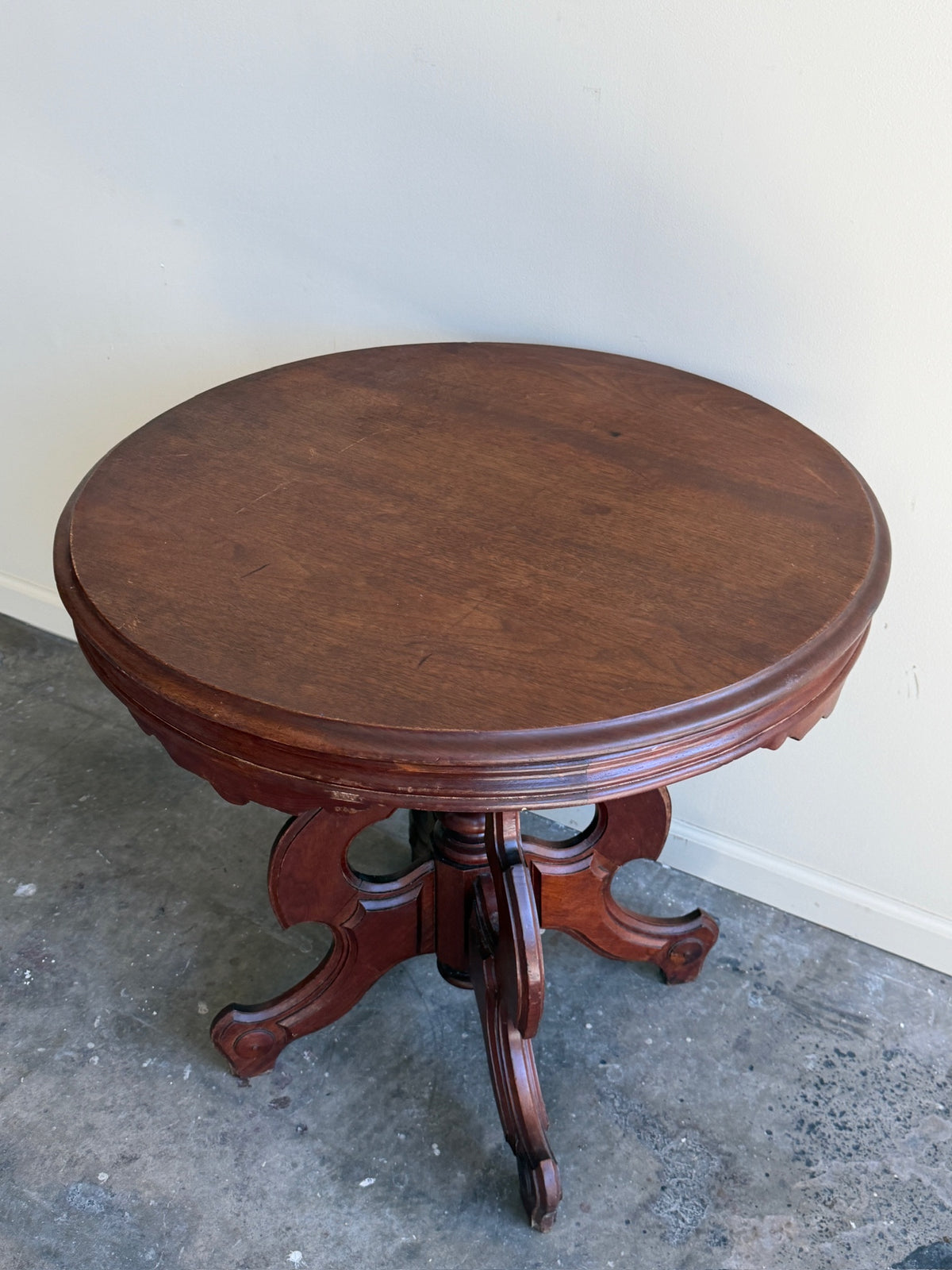 Victorian walnut parlor table
