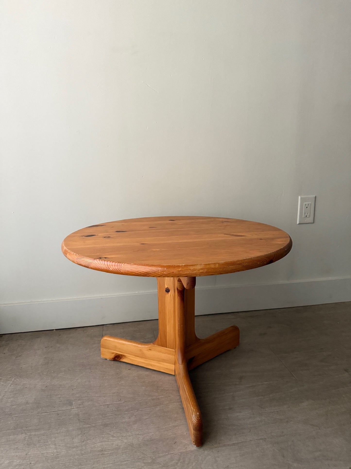 Rainer Daumiller pine coffee table