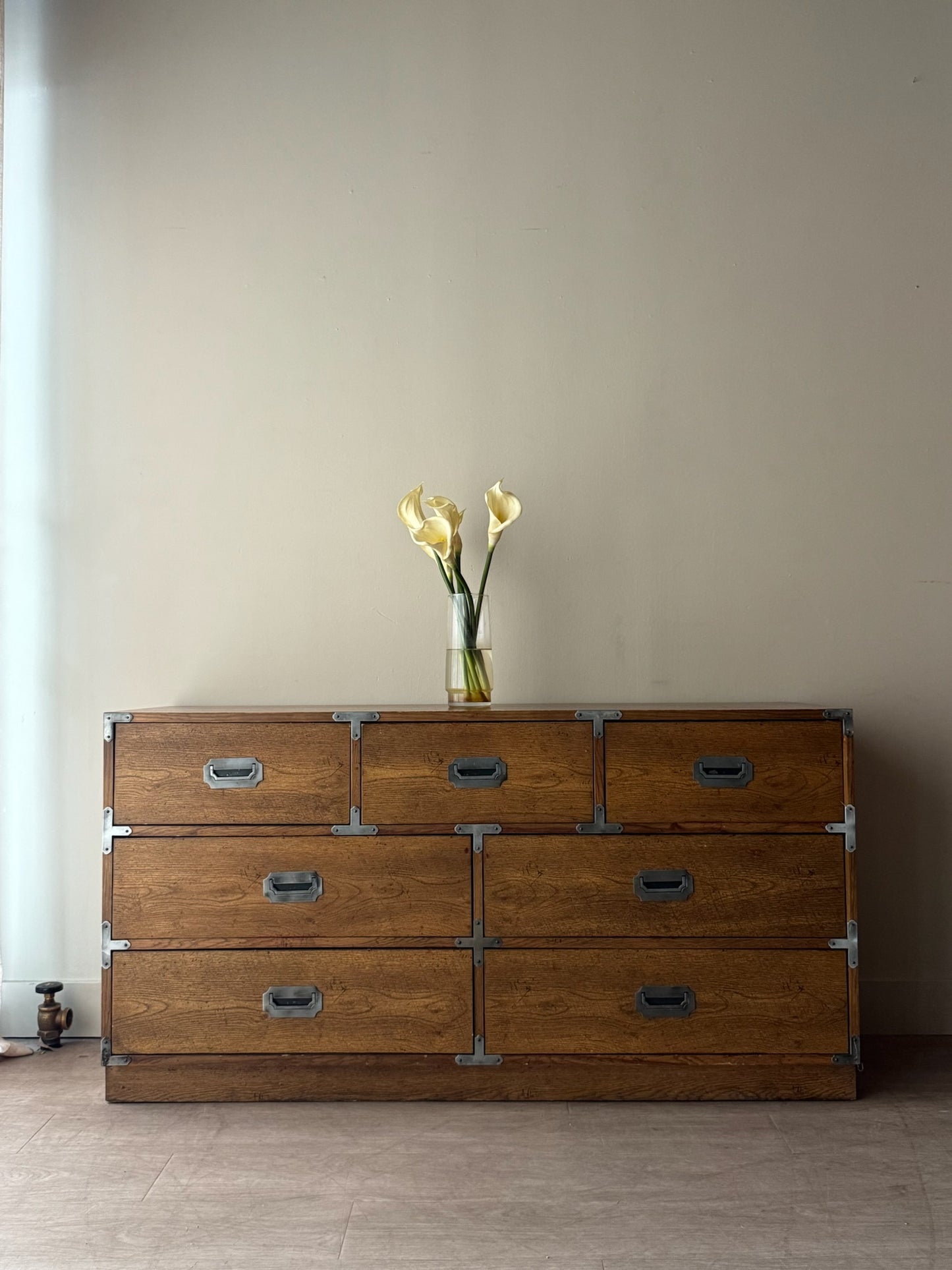 Campaign dresser