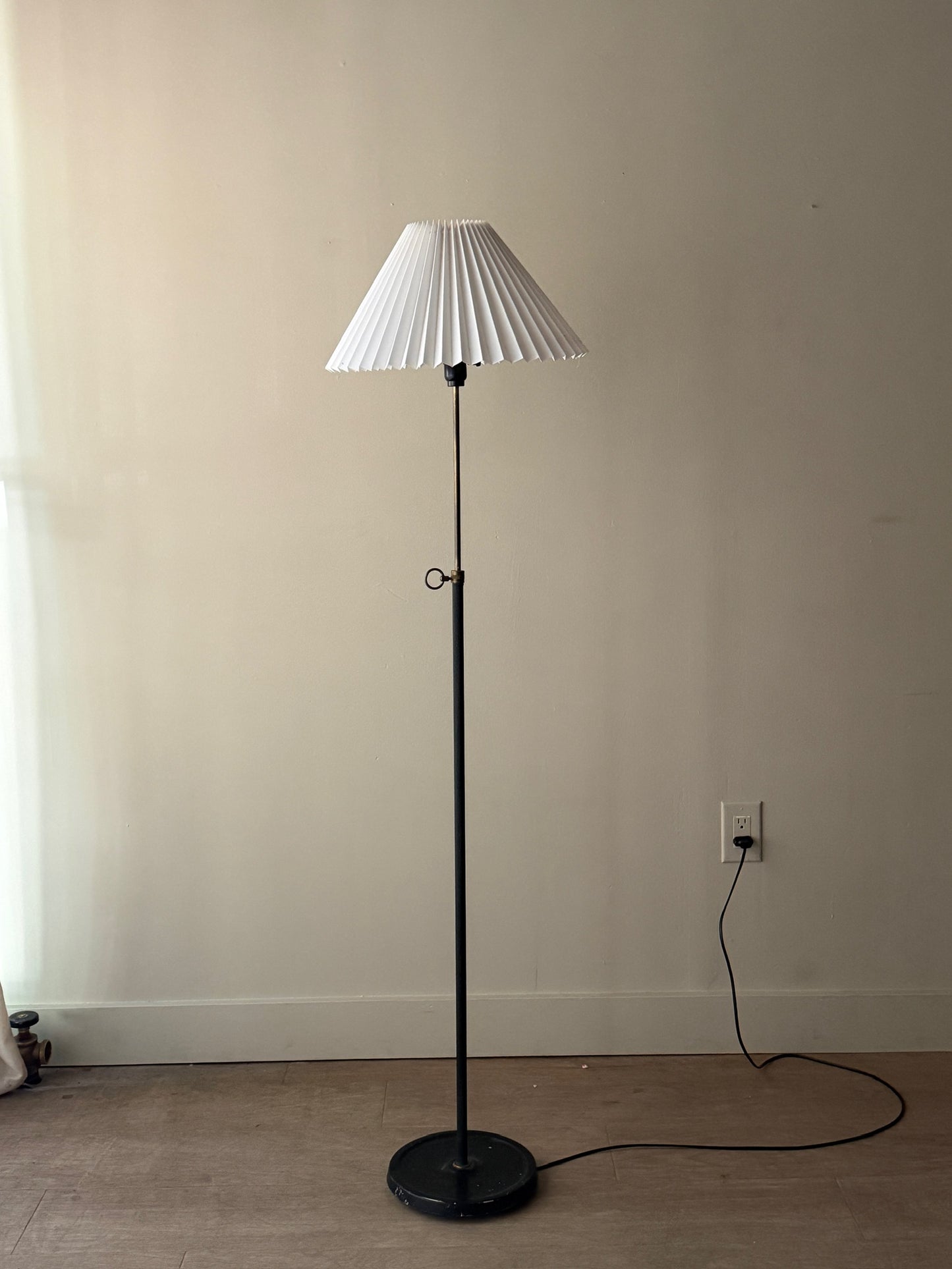 Scandinavian floor lamp