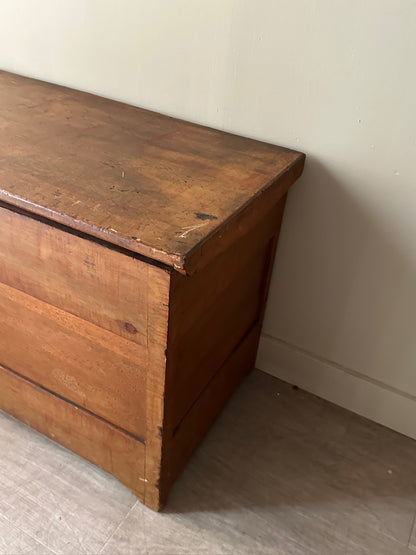 Pine chest