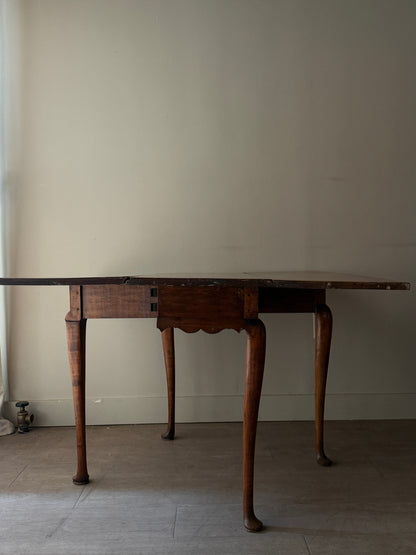 Queen Anne cherry drop leaf