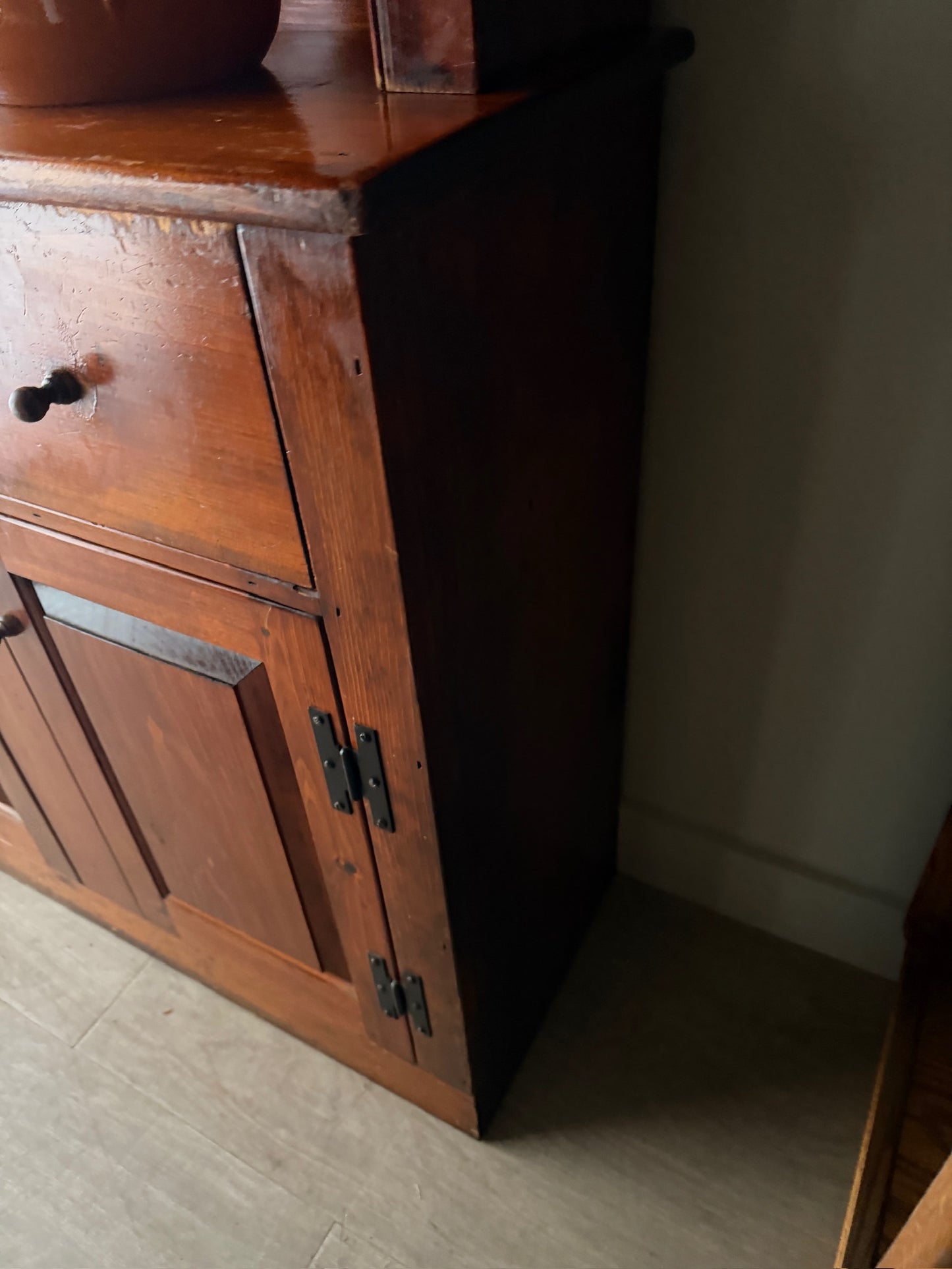 Pine two piece stepback hutch