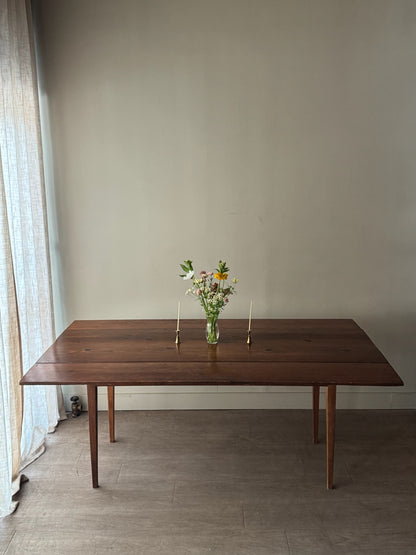 Pine harvest table