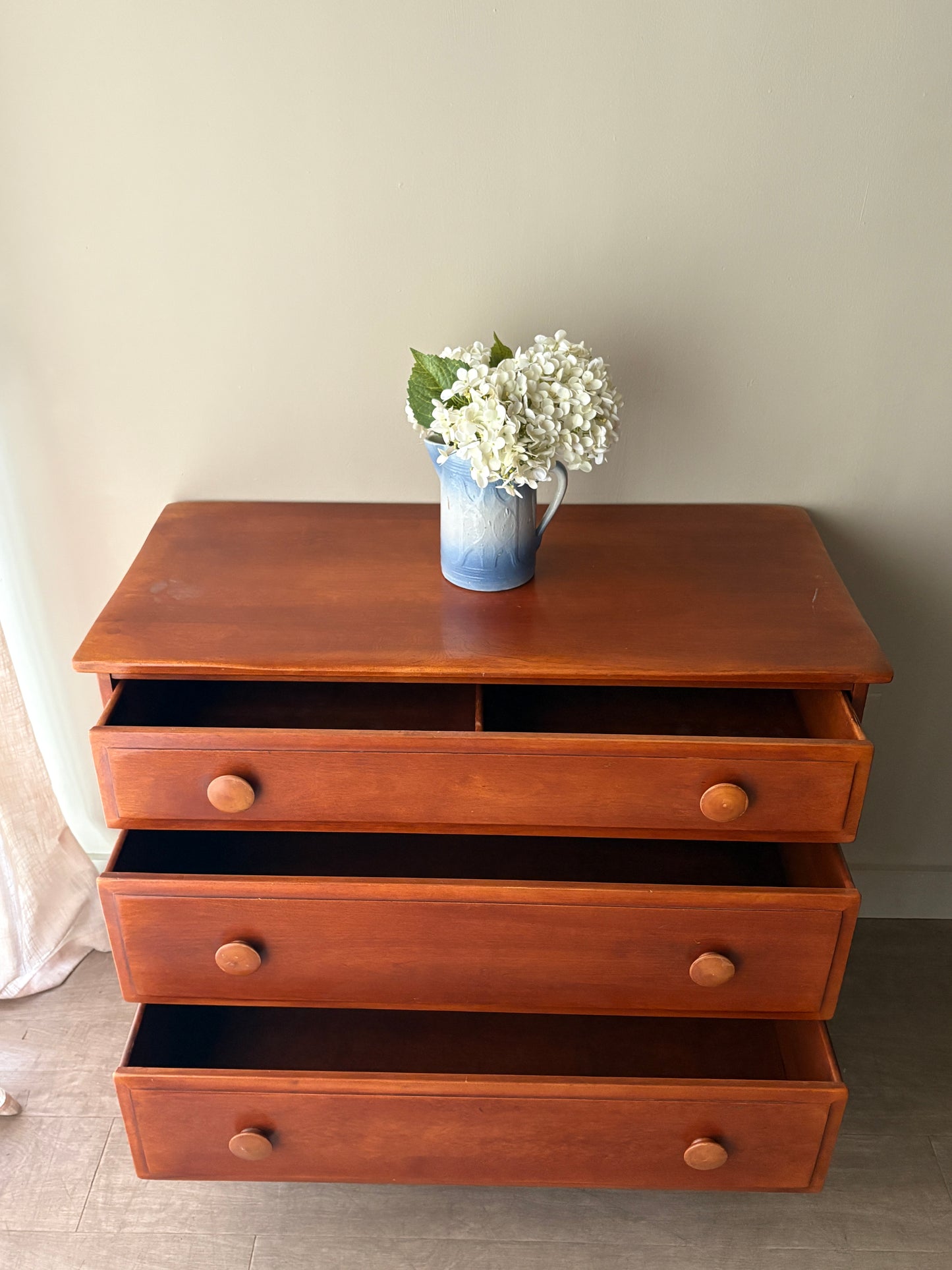Cushman maple 3 drawer dresser