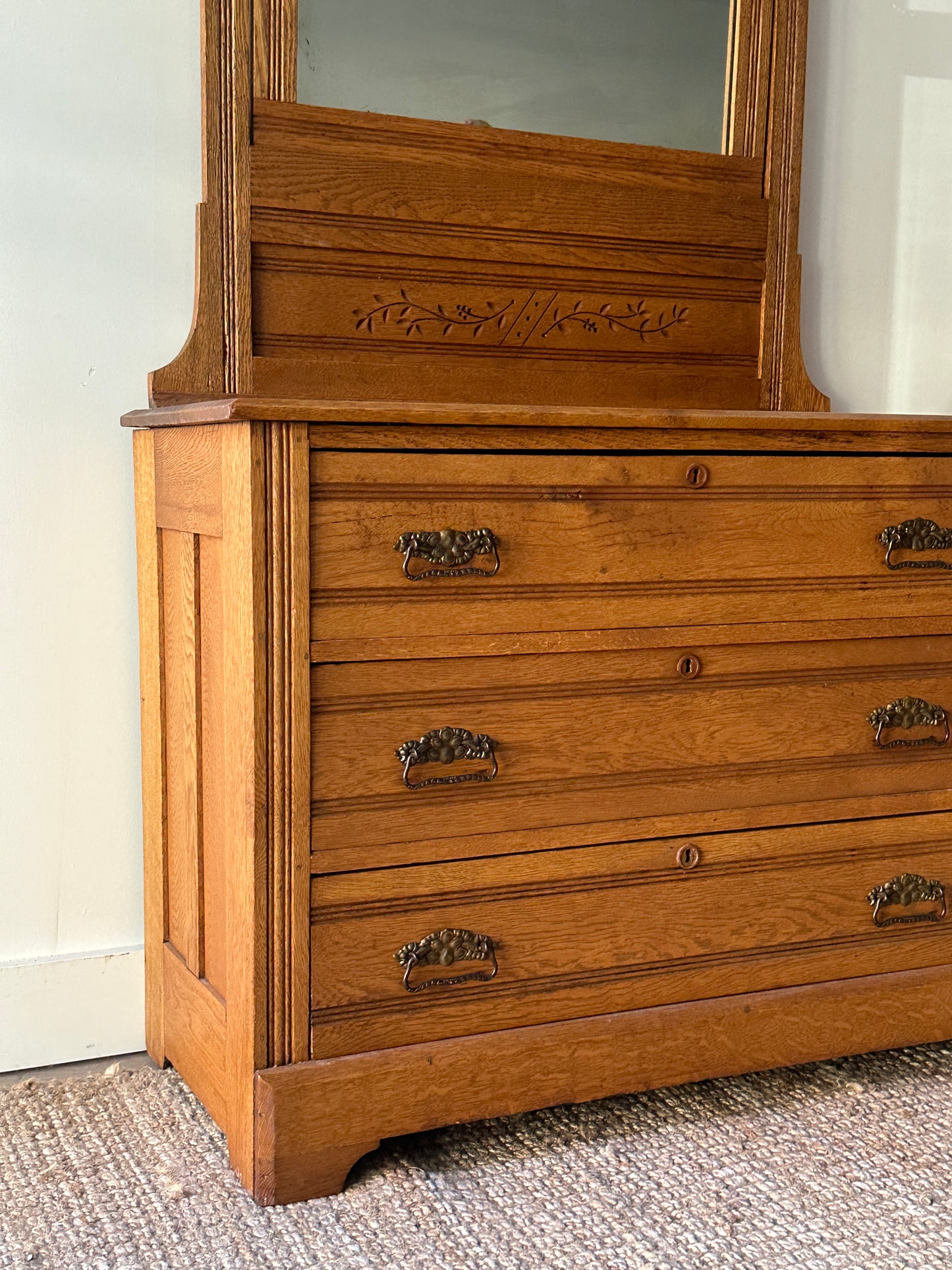 Victorian oak dresser