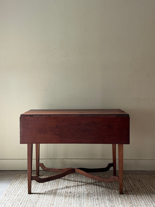 Pine drop leaf