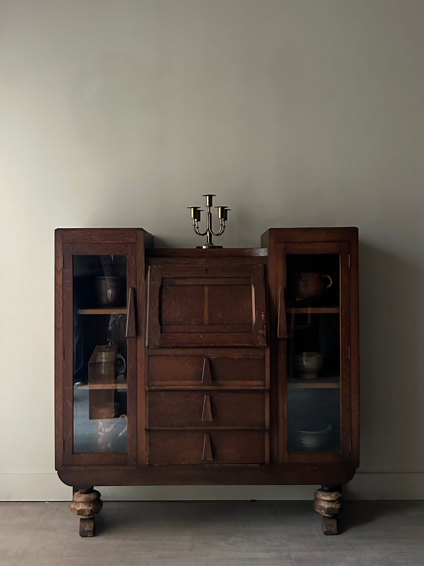 English Oak deco display case