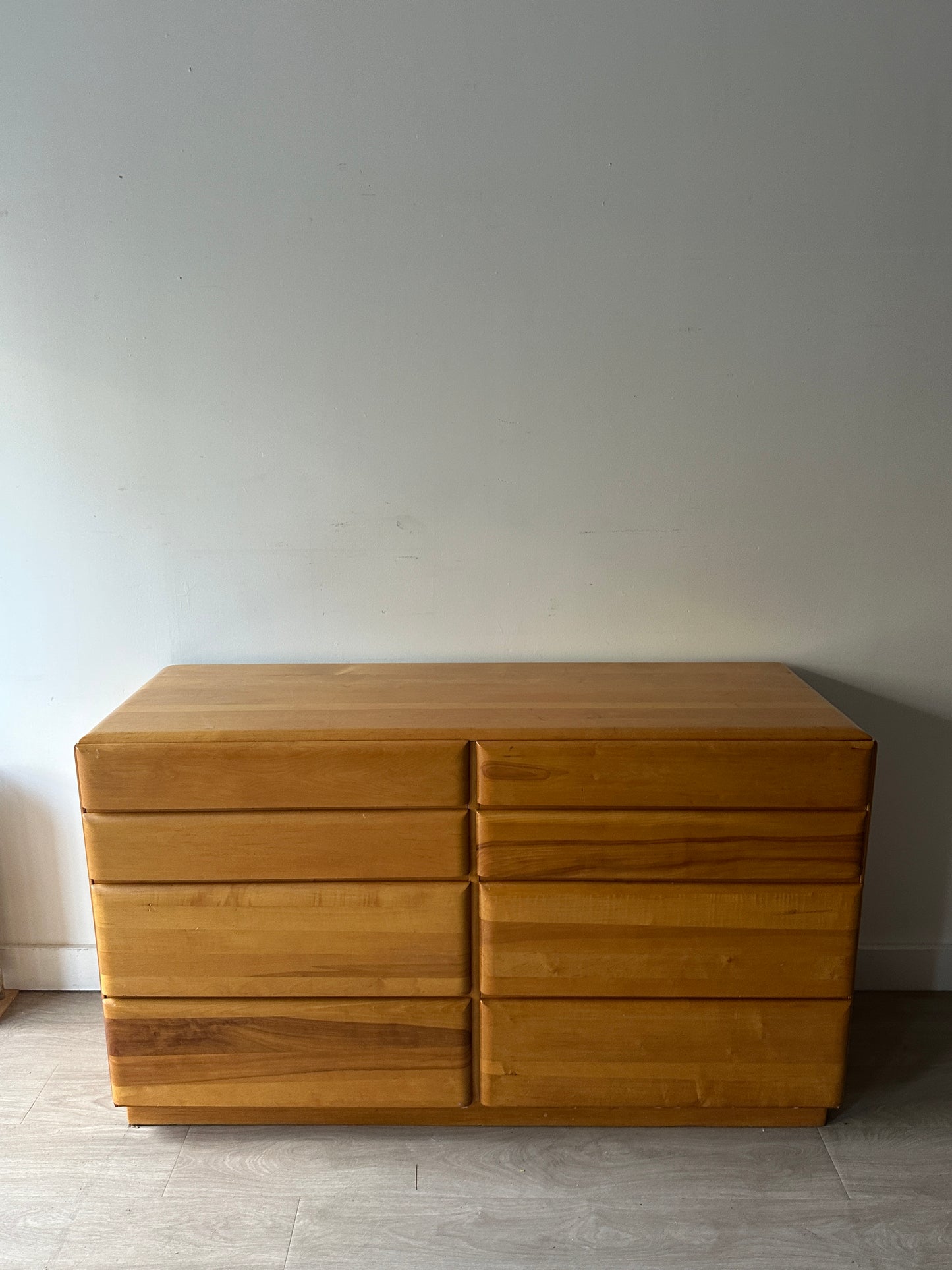 Maple dresser