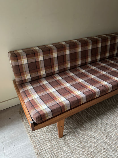 Expanding oak daybed with original upholstery