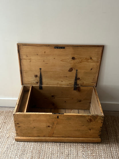 Pine chest