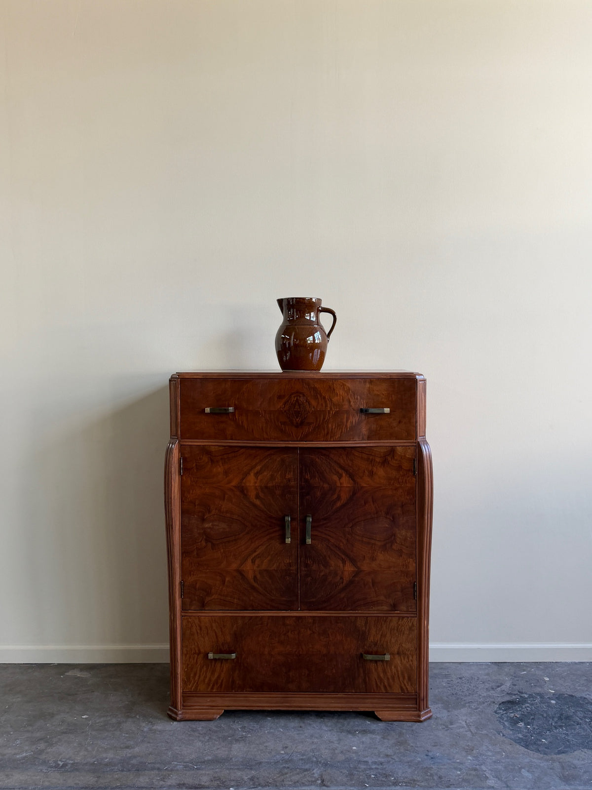Deco walnut gentleman’s dresser