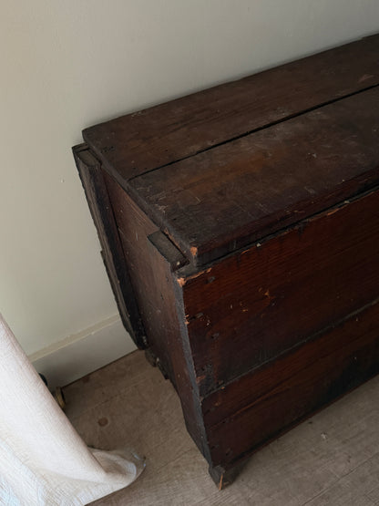 Chestnut feed bin chest