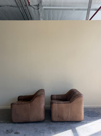 De Sede DS 44 lounge chairs. Sold individually.