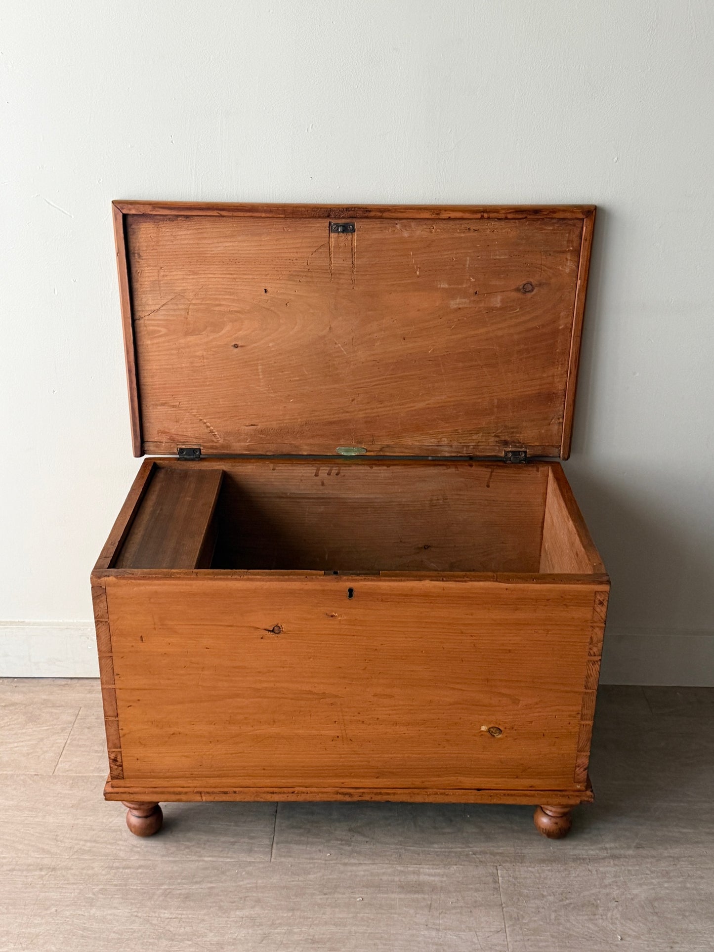 Small Pennsylvania Sheraton pine chest