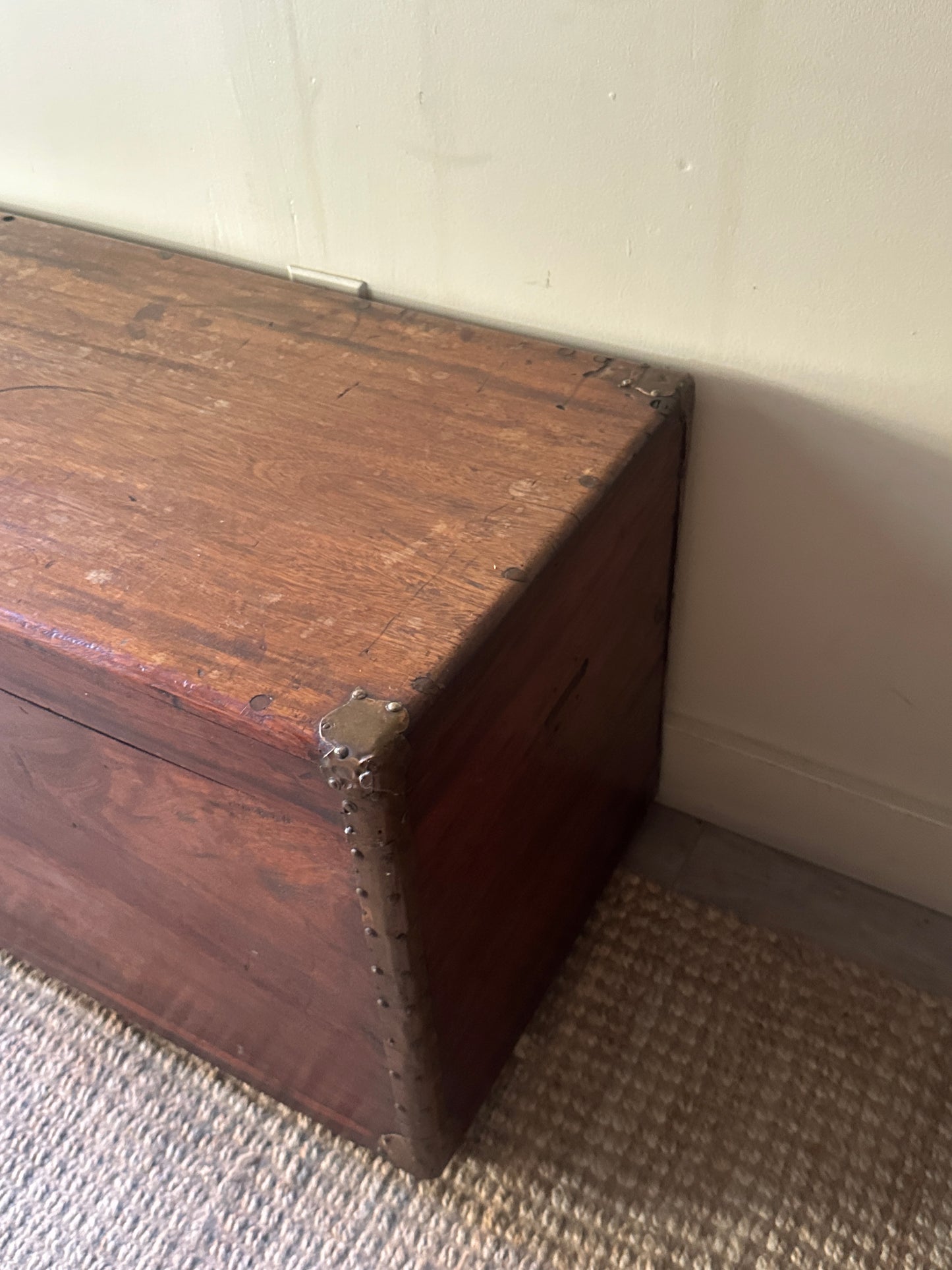 Pine chest