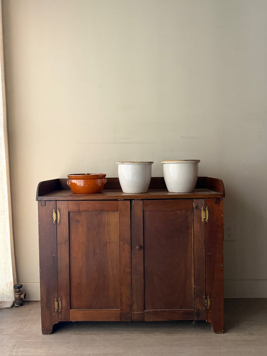Pine dry sink