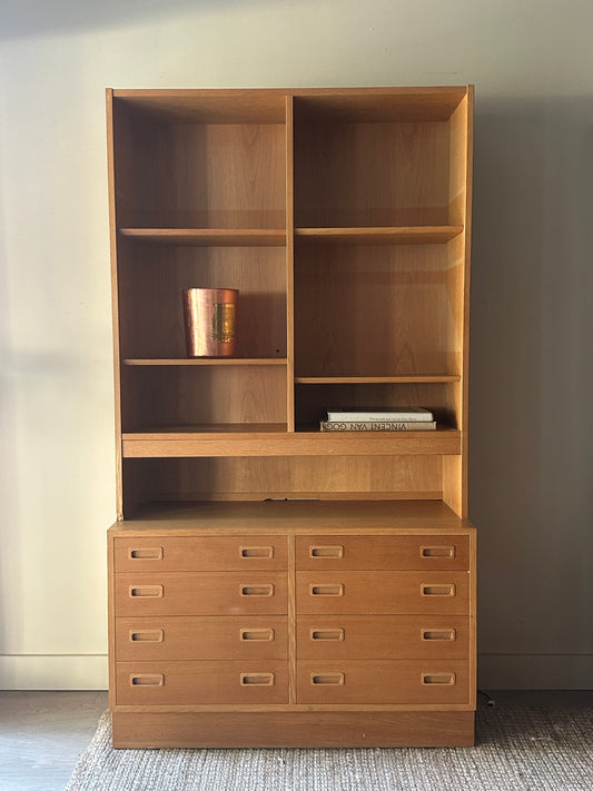 Danish blonde two piece hutch