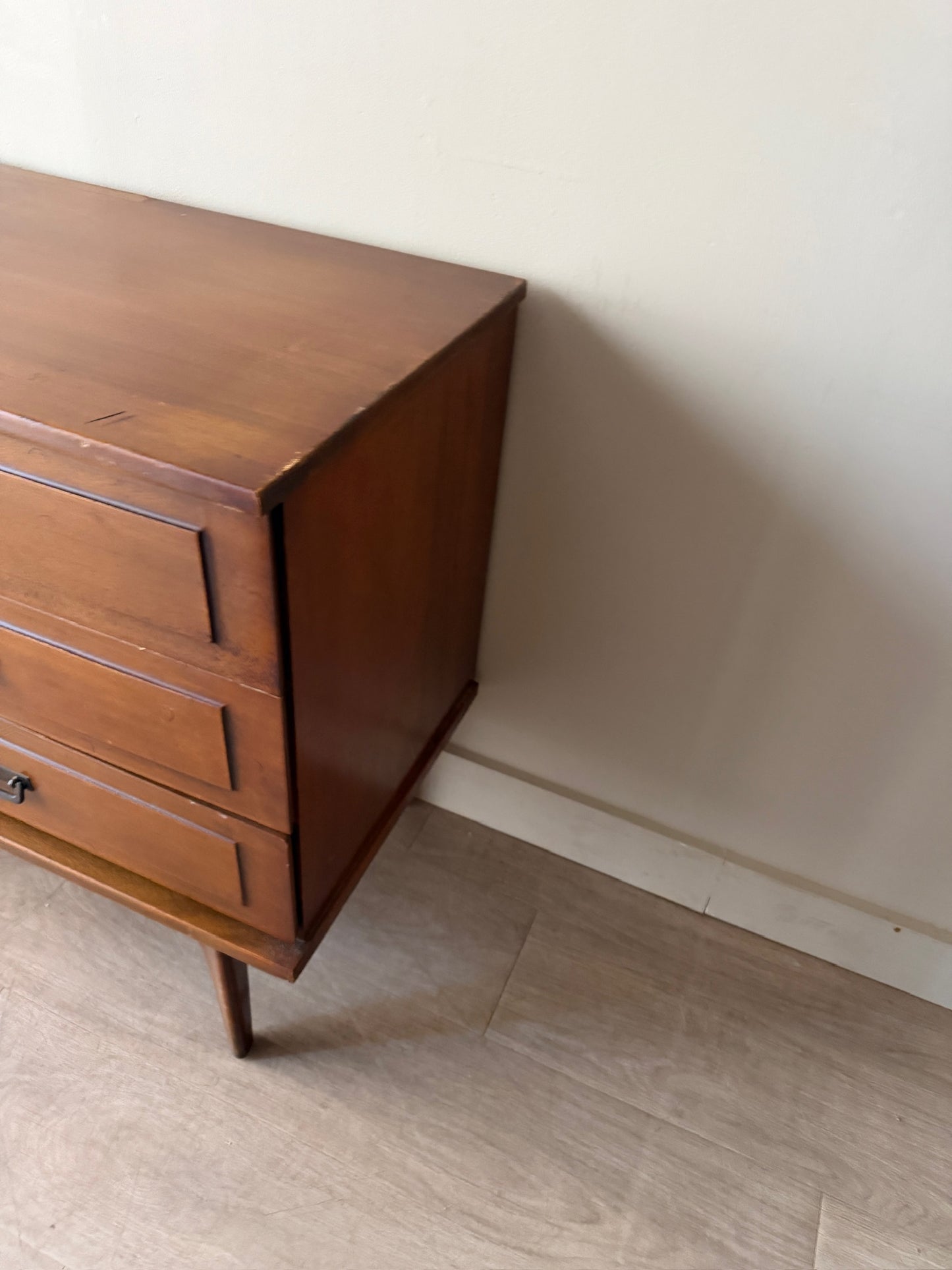 Century walnut 6 drawer dresser