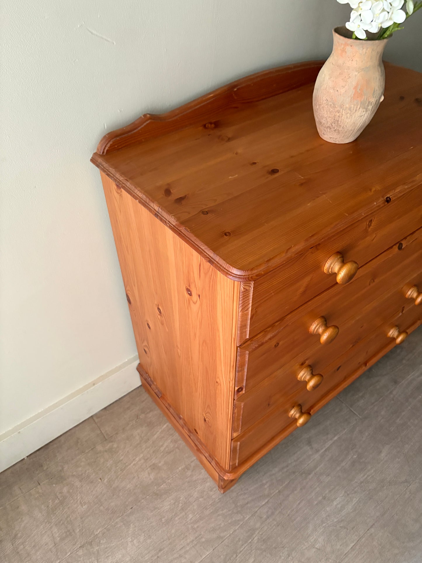 Swedish pine dresser