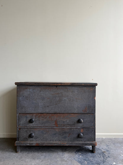 Painted pine mule chest