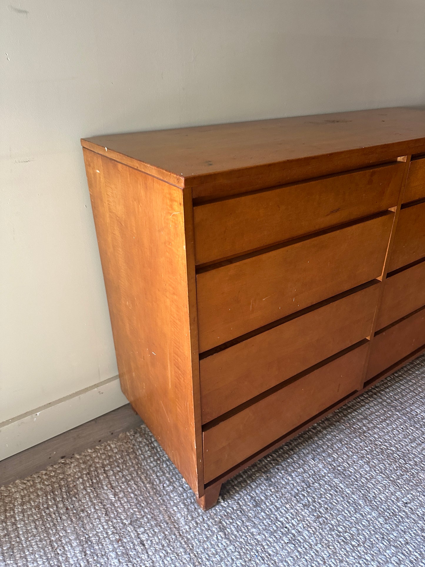 Maple dresser