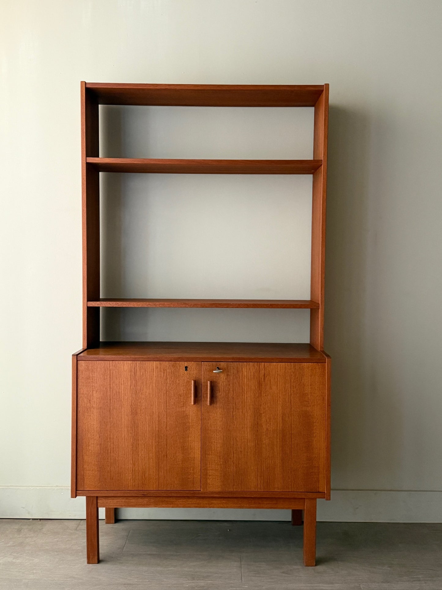 Breox Swedish teak hutch