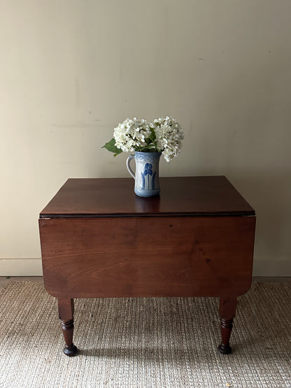 Pine drop leaf table