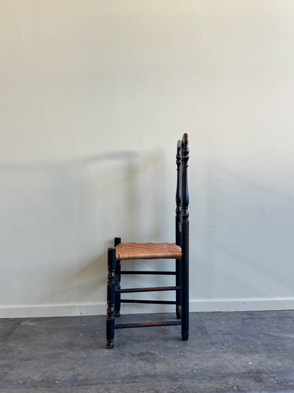 Queen Anne vase-back splint seat chair
