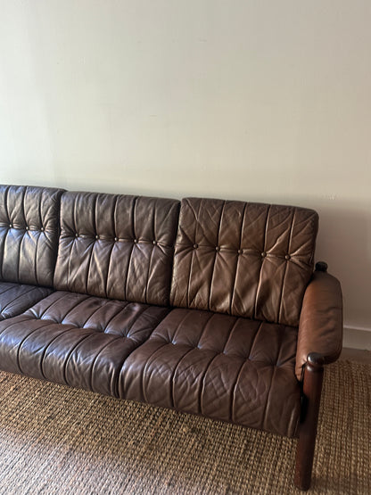 Leather and beech wood sofa