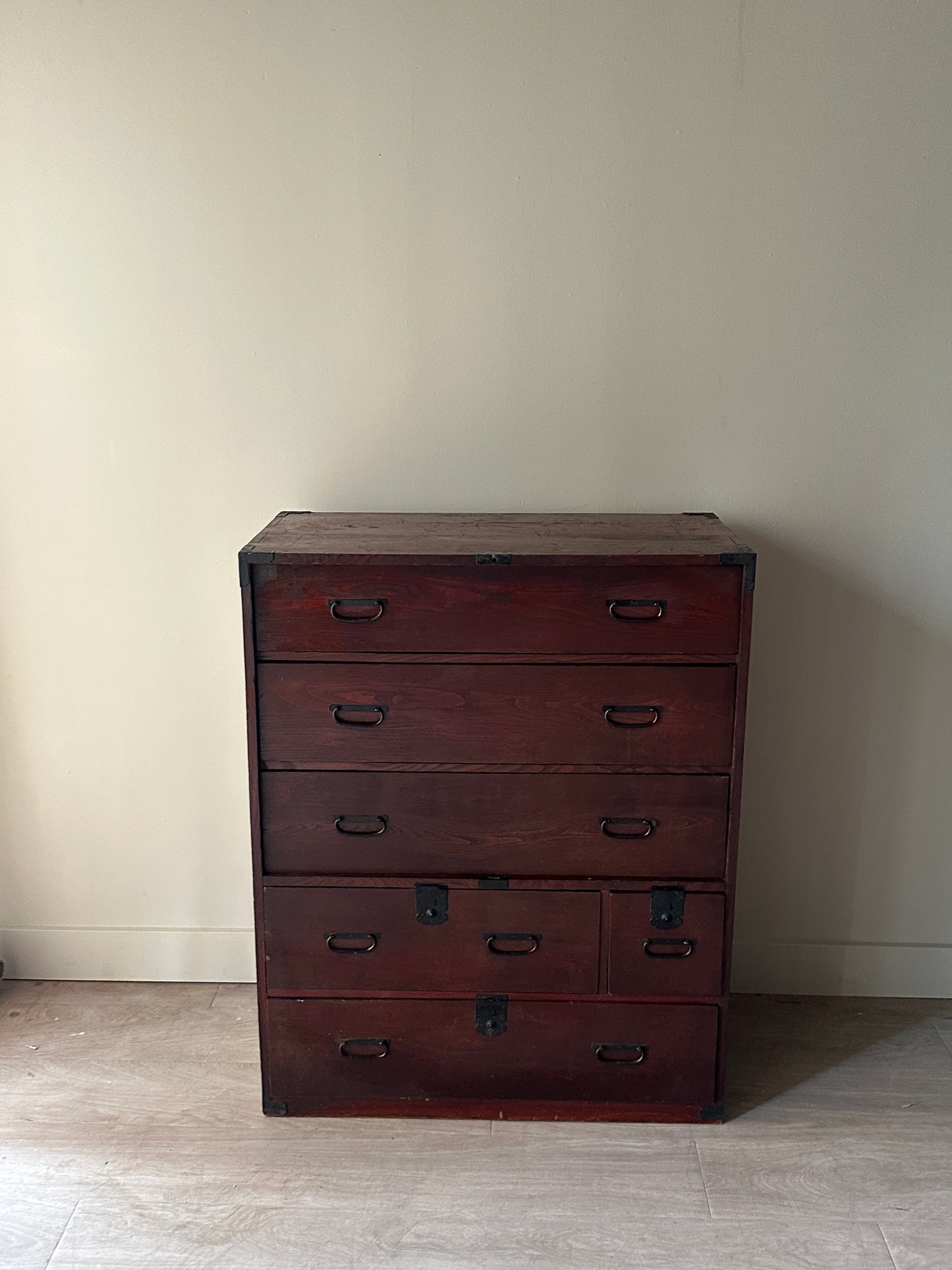 Elmwood Tansu Chest