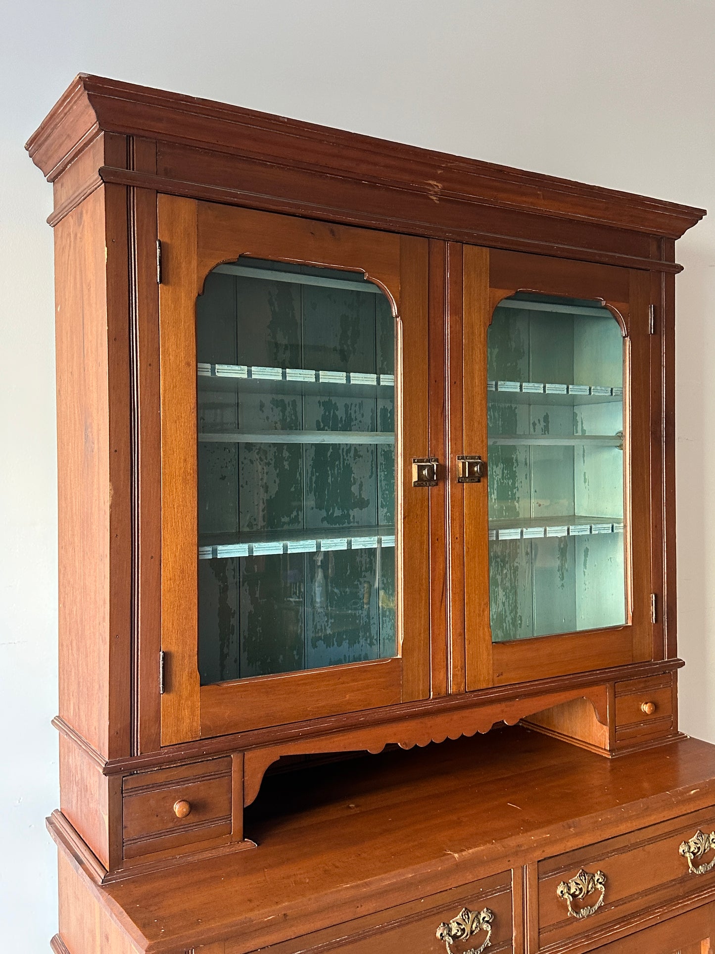 Two piece step back hutch