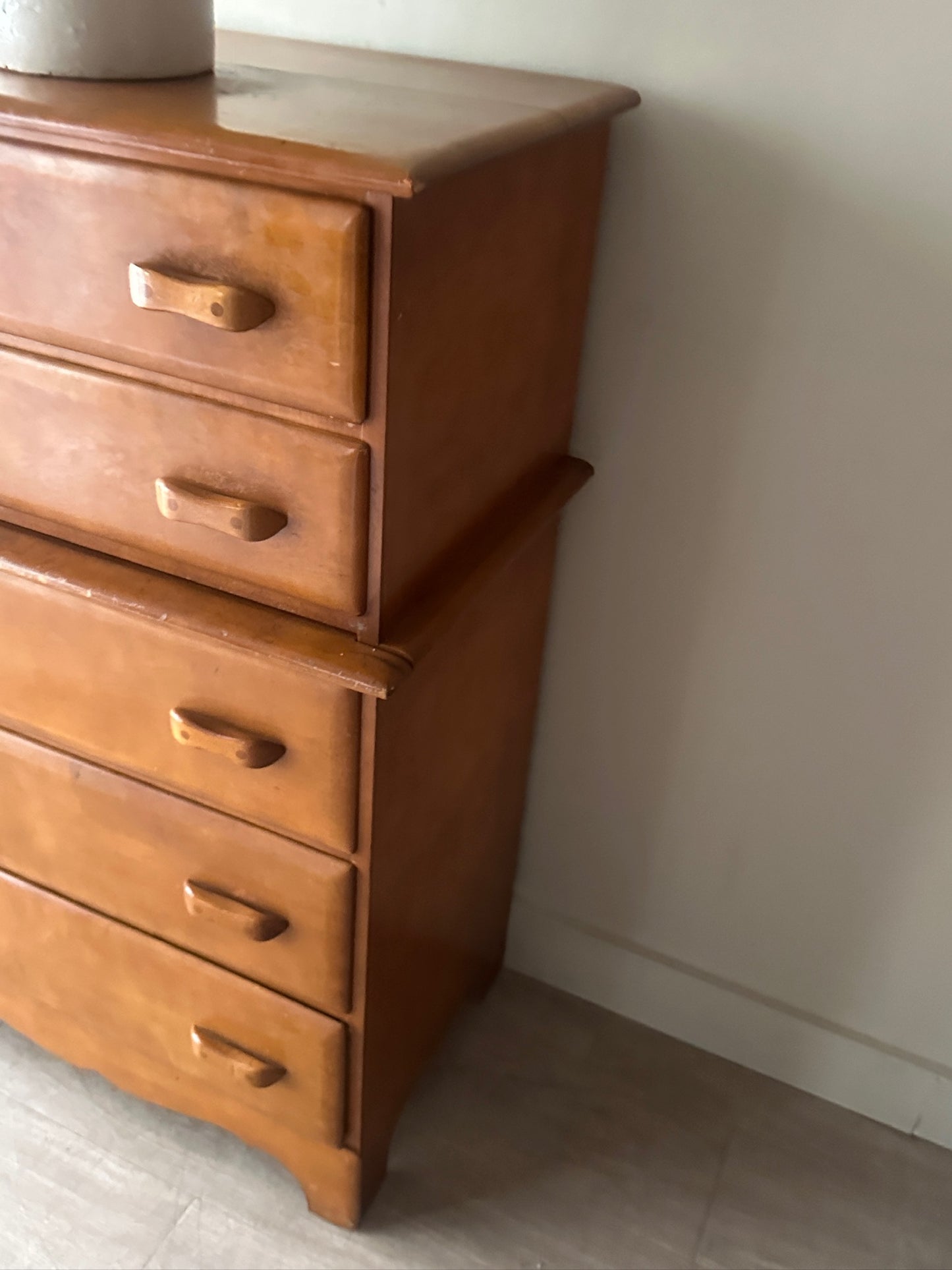 Maple dresser