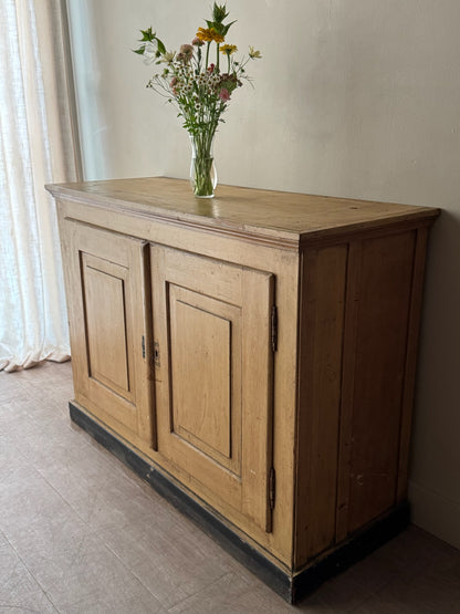Gustavian painted pine cupboard