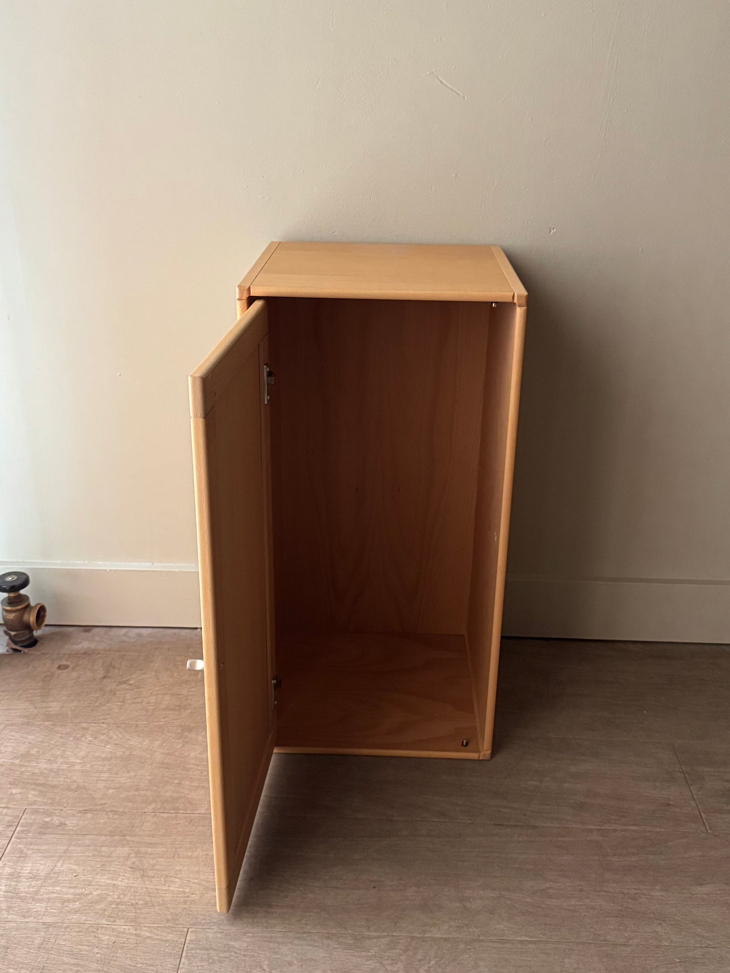 Caso “Rimme” Danish beech modular system - single door unit