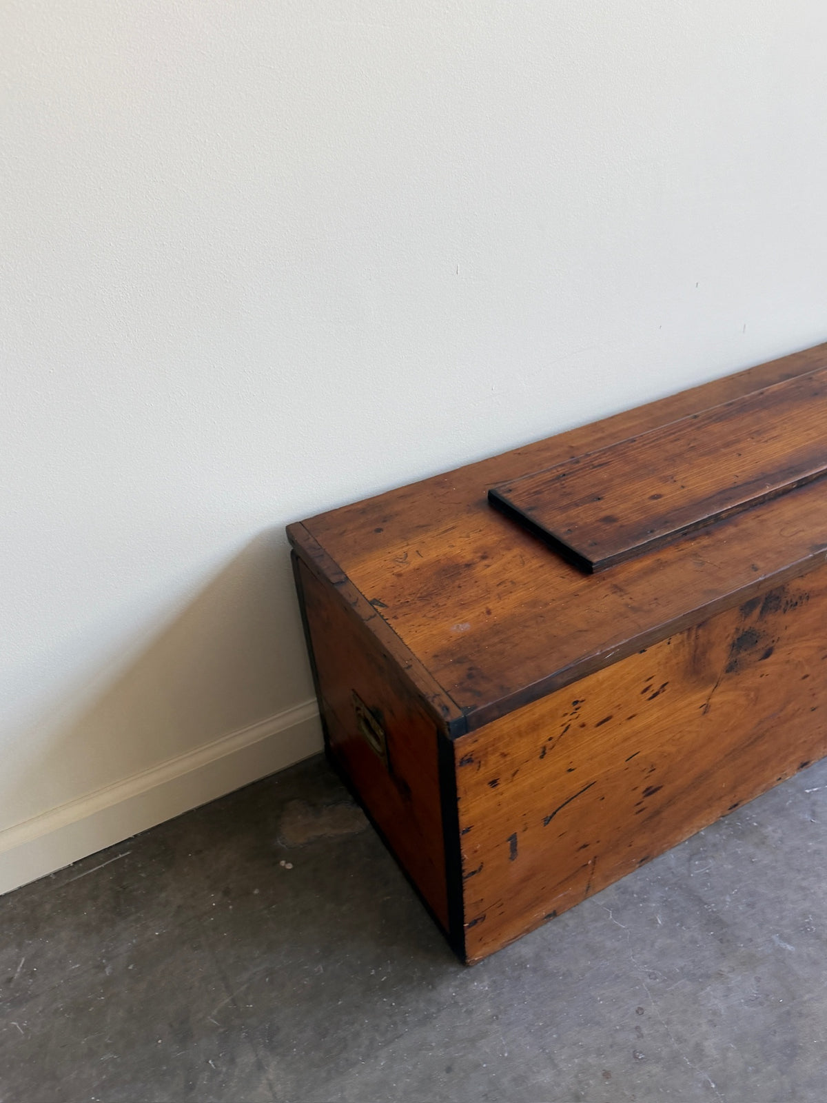 Pine tool chest