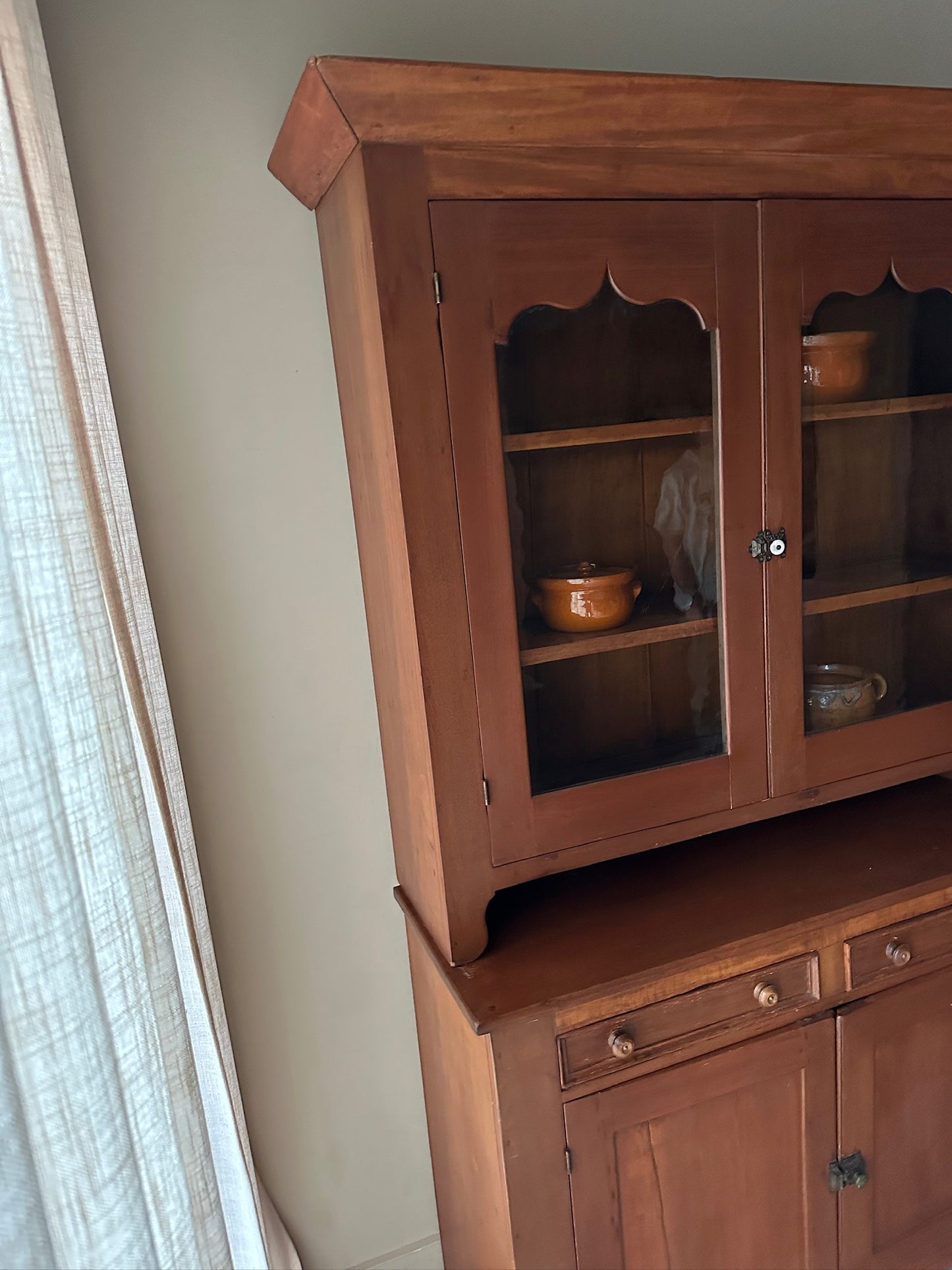 Pennsylvania Federal Display Hutch